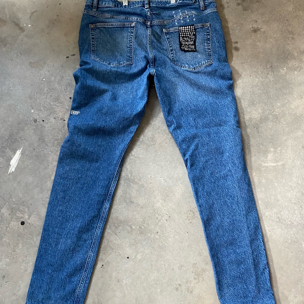 Blue Denim Jeans with Studded Pocket